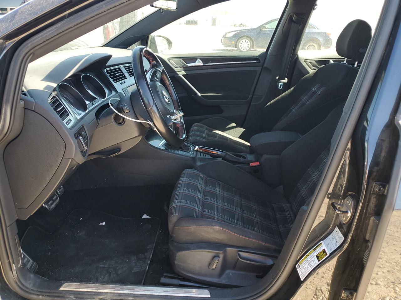 3VW4T7AU5HM049218 2017 Volkswagen Gti S