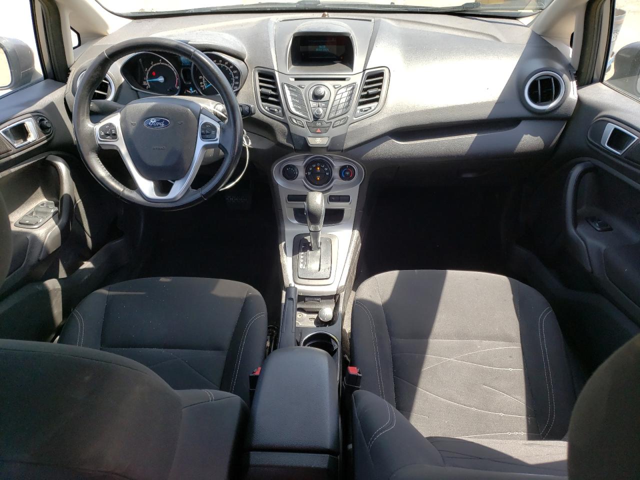 3FADP4BJ5EM235272 2014 Ford Fiesta Se