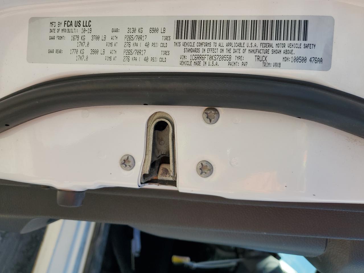 1C6RR6FT0KS720558 2019 Ram 1500 Classic Tradesman