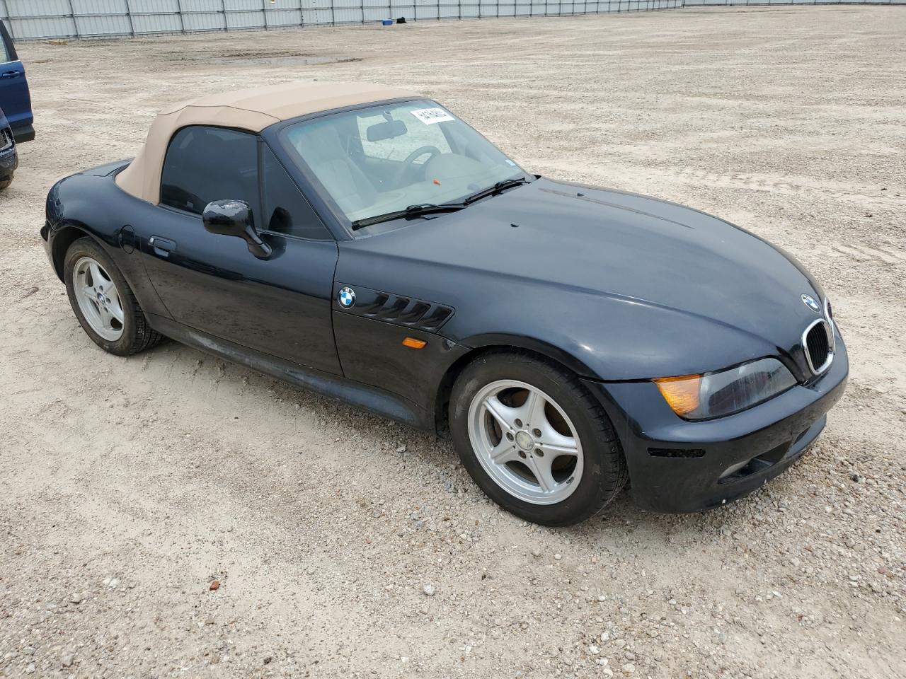 4USCH7328WLD15662 1998 BMW Z3 1.9