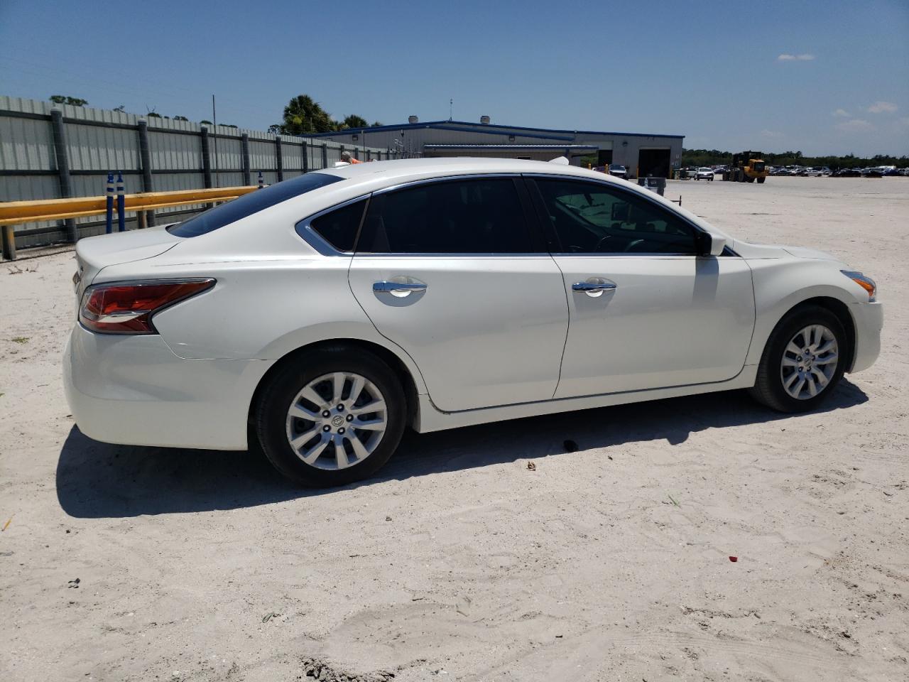 1N4AL3AP8EC149101 2014 Nissan Altima 2.5