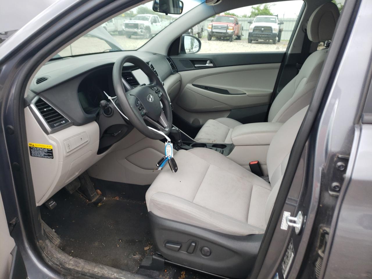 KM8J33A42JU597074 2018 Hyundai Tucson Sel