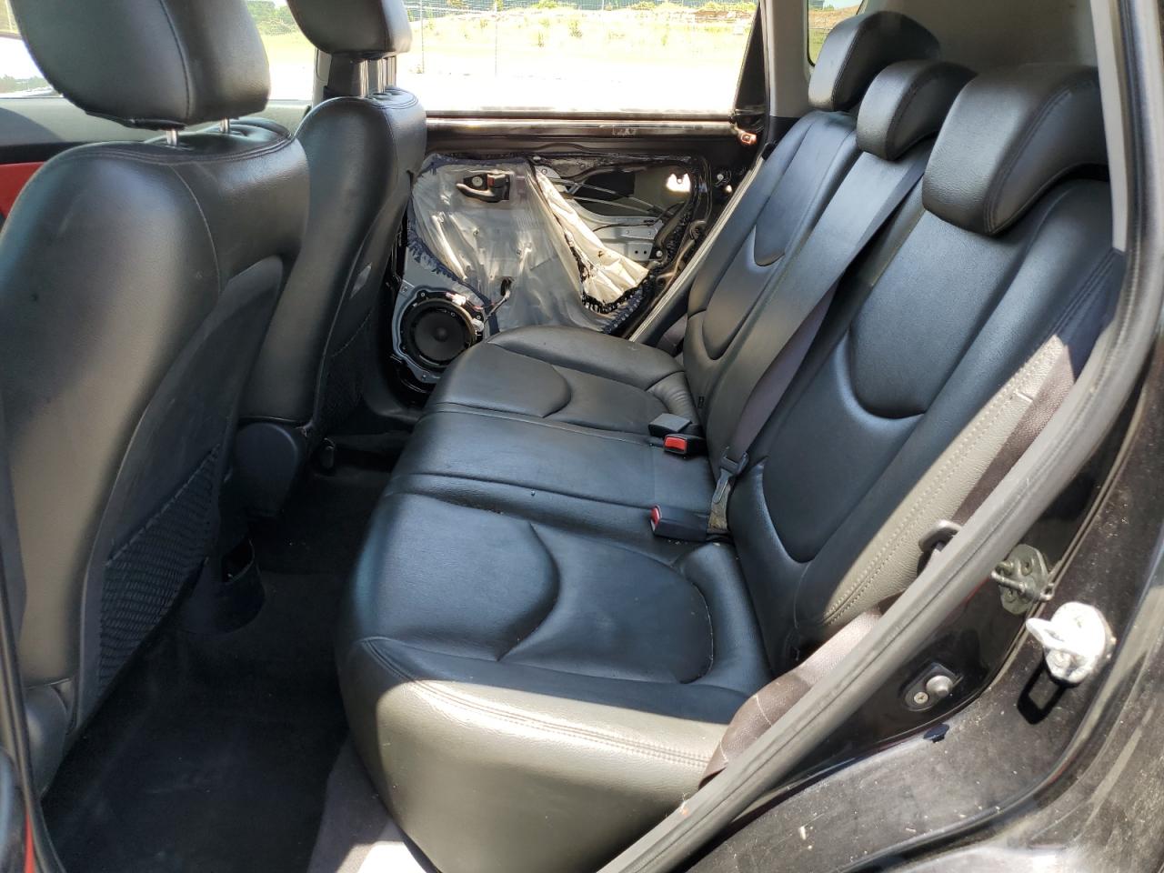 KNDJT2A28A7135808 2010 Kia Soul +