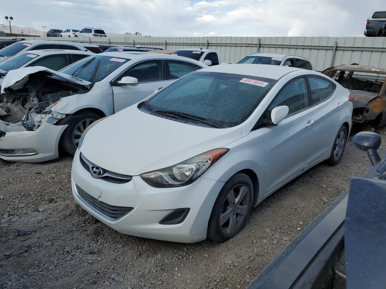 5NPDH4AE4DH359999 2013 Hyundai Elantra Gls