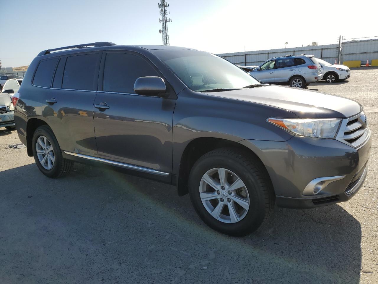 5TDZK3EH2DS104770 2013 Toyota Highlander Base