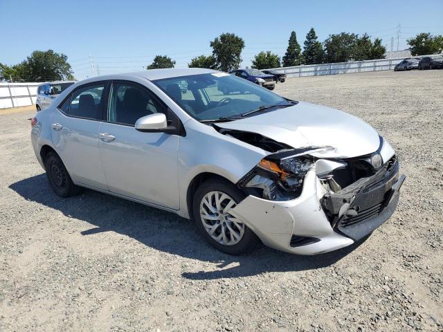 2018 Toyota Corolla L VIN: 2T1BURHE1JC015986 Lot: 55565104