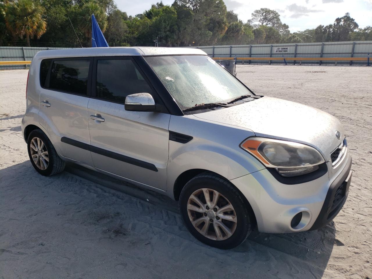 KNDJT2A60C7368782 2012 Kia Soul +