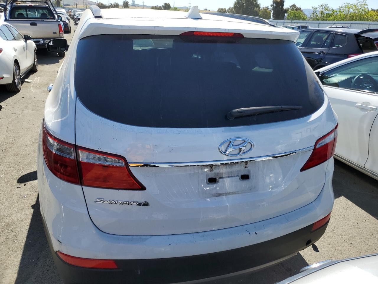 KM8SM4HF1GU146841 2016 Hyundai Santa Fe Se