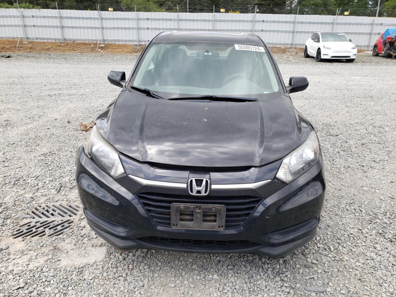 3CZRU6H37HM700811 2017 Honda Hr-V Lx