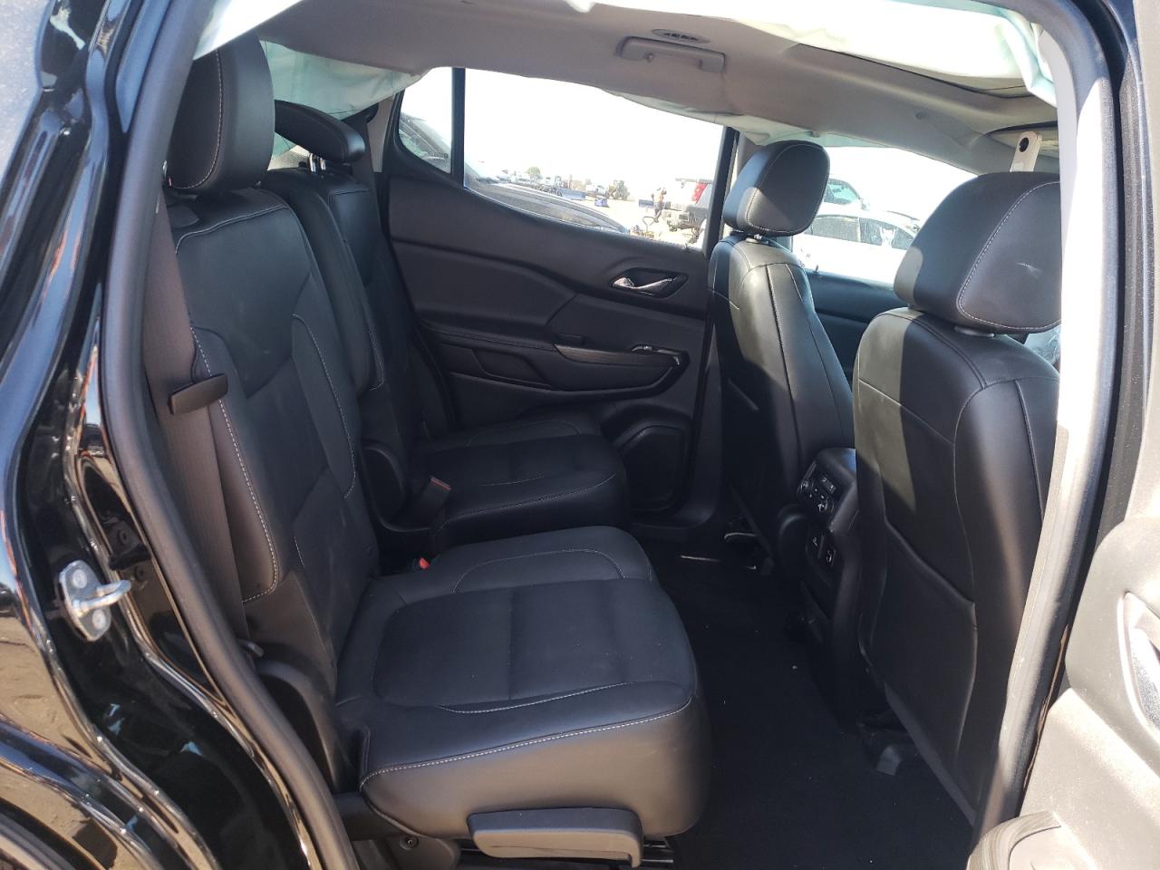 1GKKNWLS0HZ299608 2017 GMC Acadia Slt-2