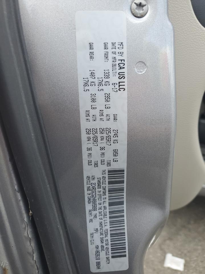 2C4RDGCG2HR805898 2017 Dodge Grand Caravan Sxt