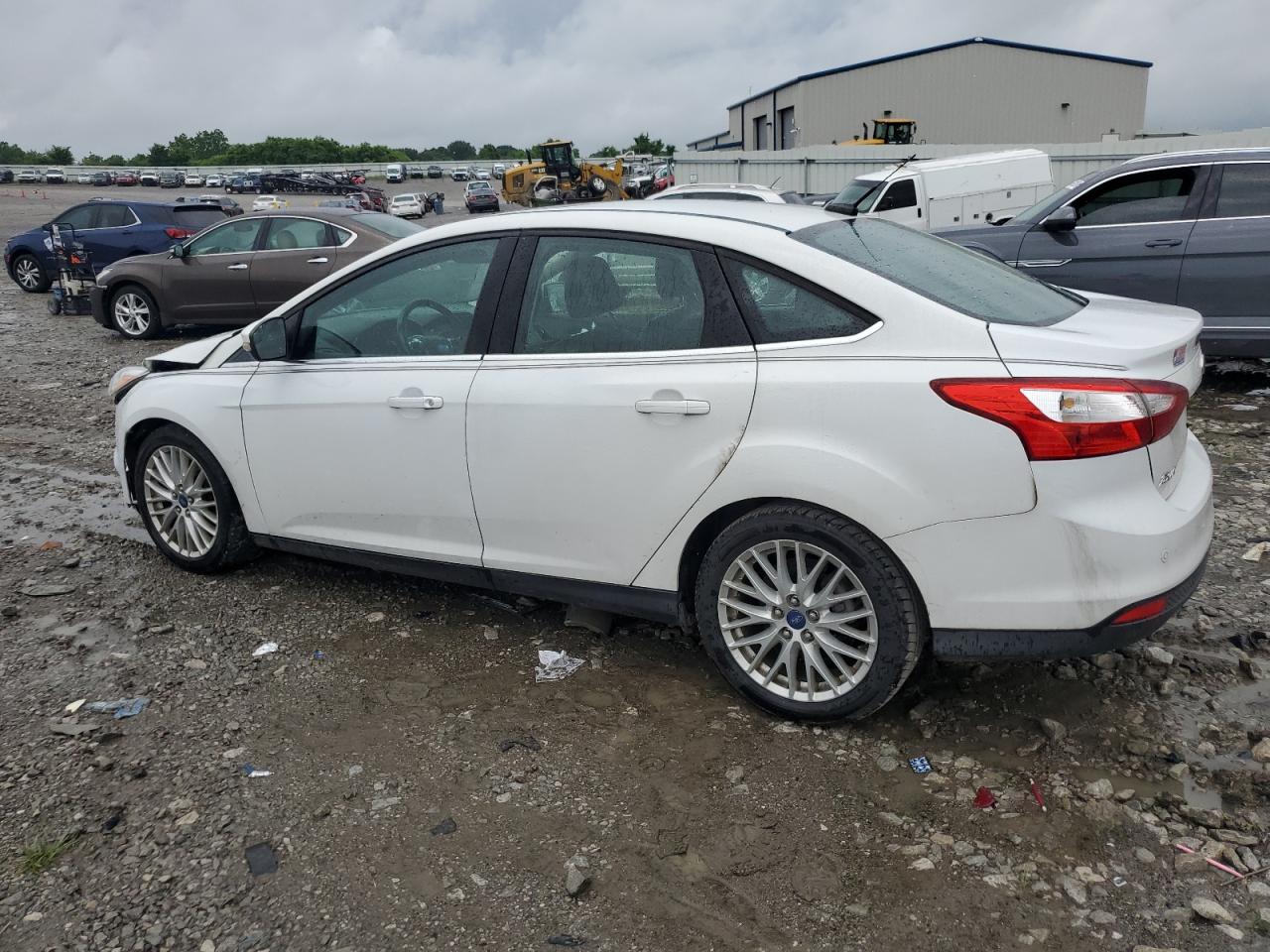 1FAHP3H26CL357293 2012 Ford Focus Sel