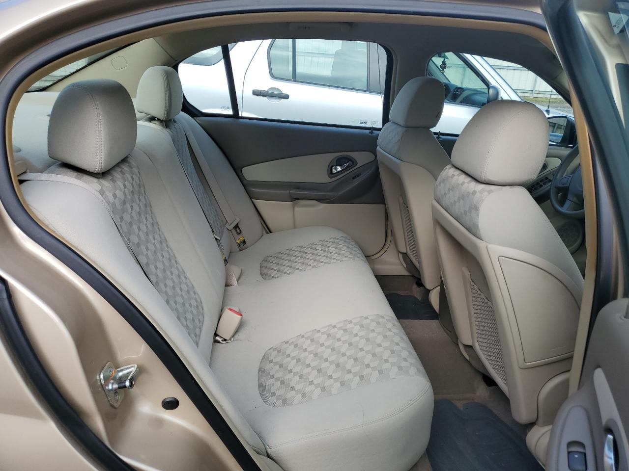 1G1ZT54815F243289 2005 Chevrolet Malibu Ls