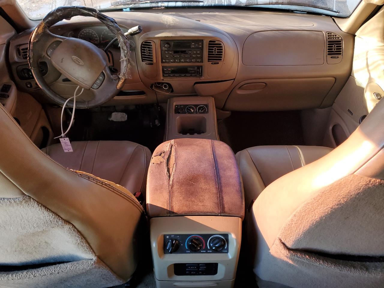 1FMRU17W41LA22042 2001 Ford Expedition Eddie Bauer