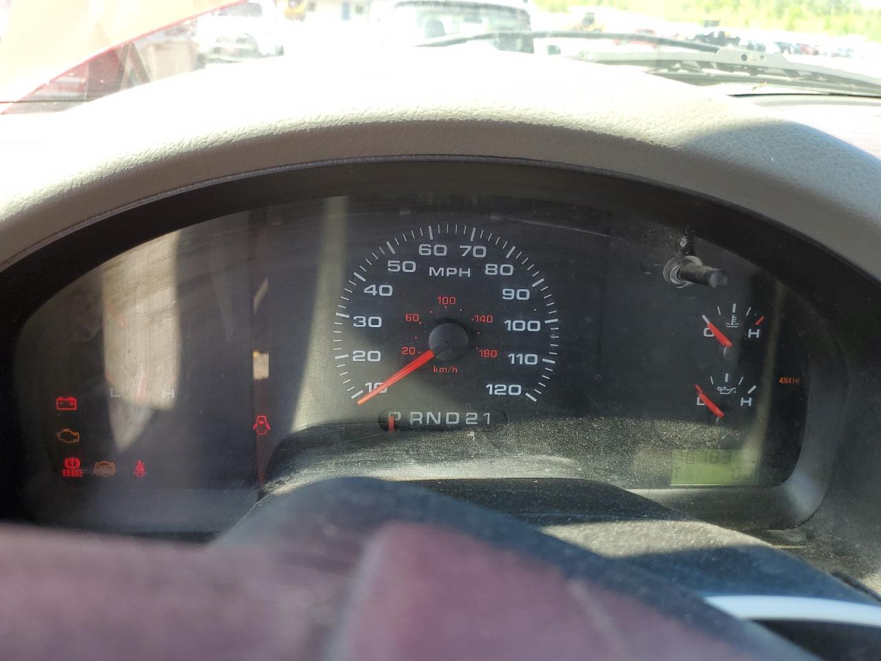 1FTRX04W25KC98581 2005 Ford F150