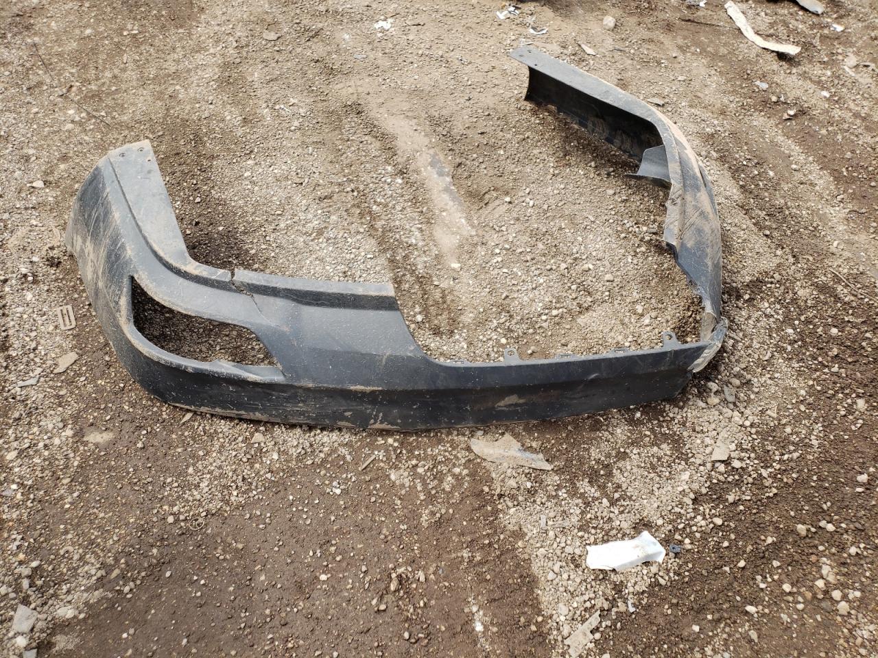 5FNYF6H37JB016069 2018 Honda Pilot Ex