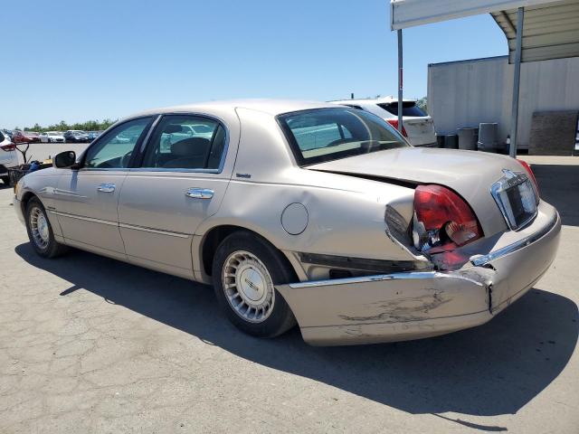 1998 Lincoln Town Car Signature VIN: 1LNFM82W1WY655577 Lot: 57064324