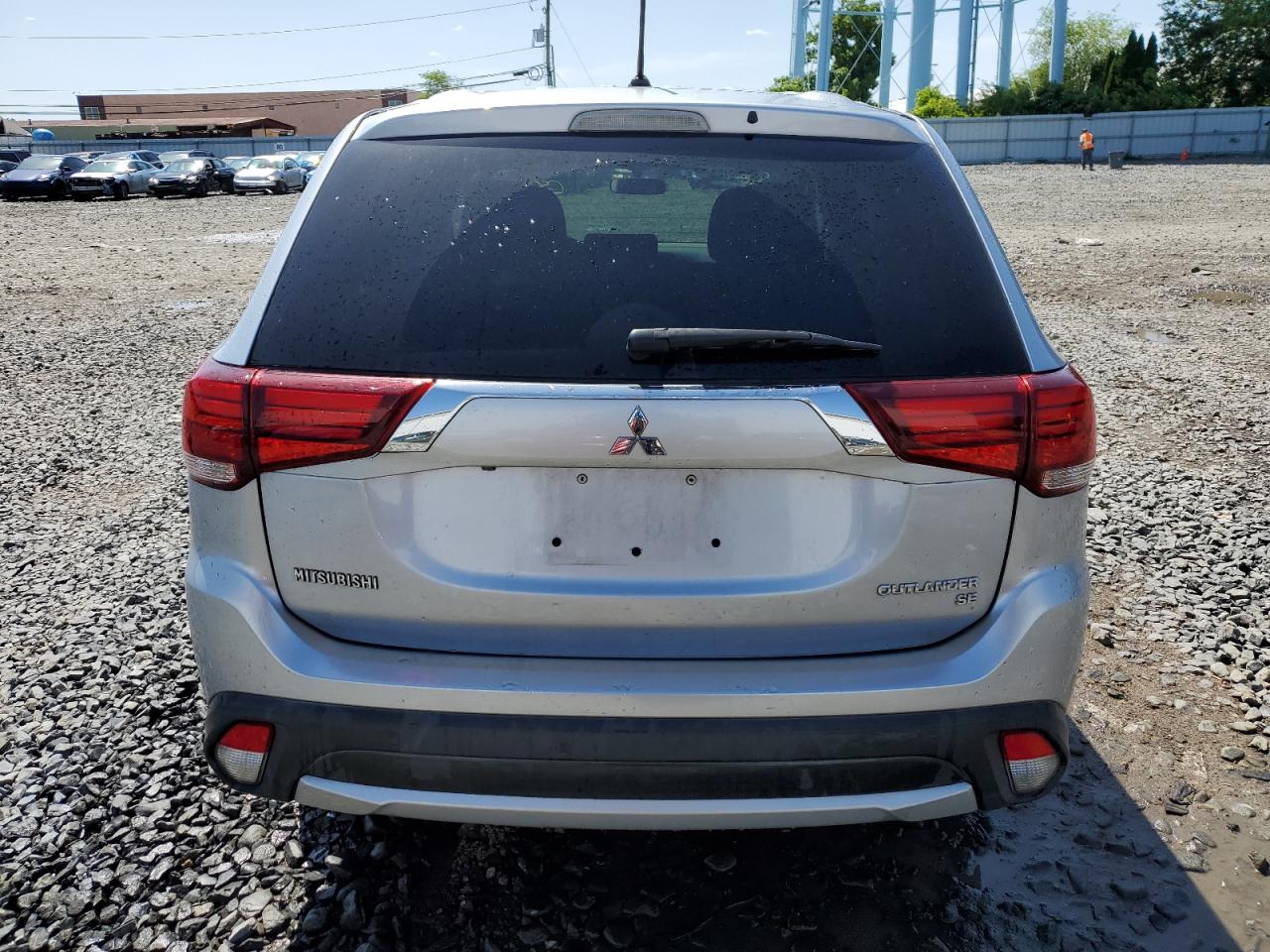 JA4AZ3A32GZ020786 2016 Mitsubishi Outlander Se