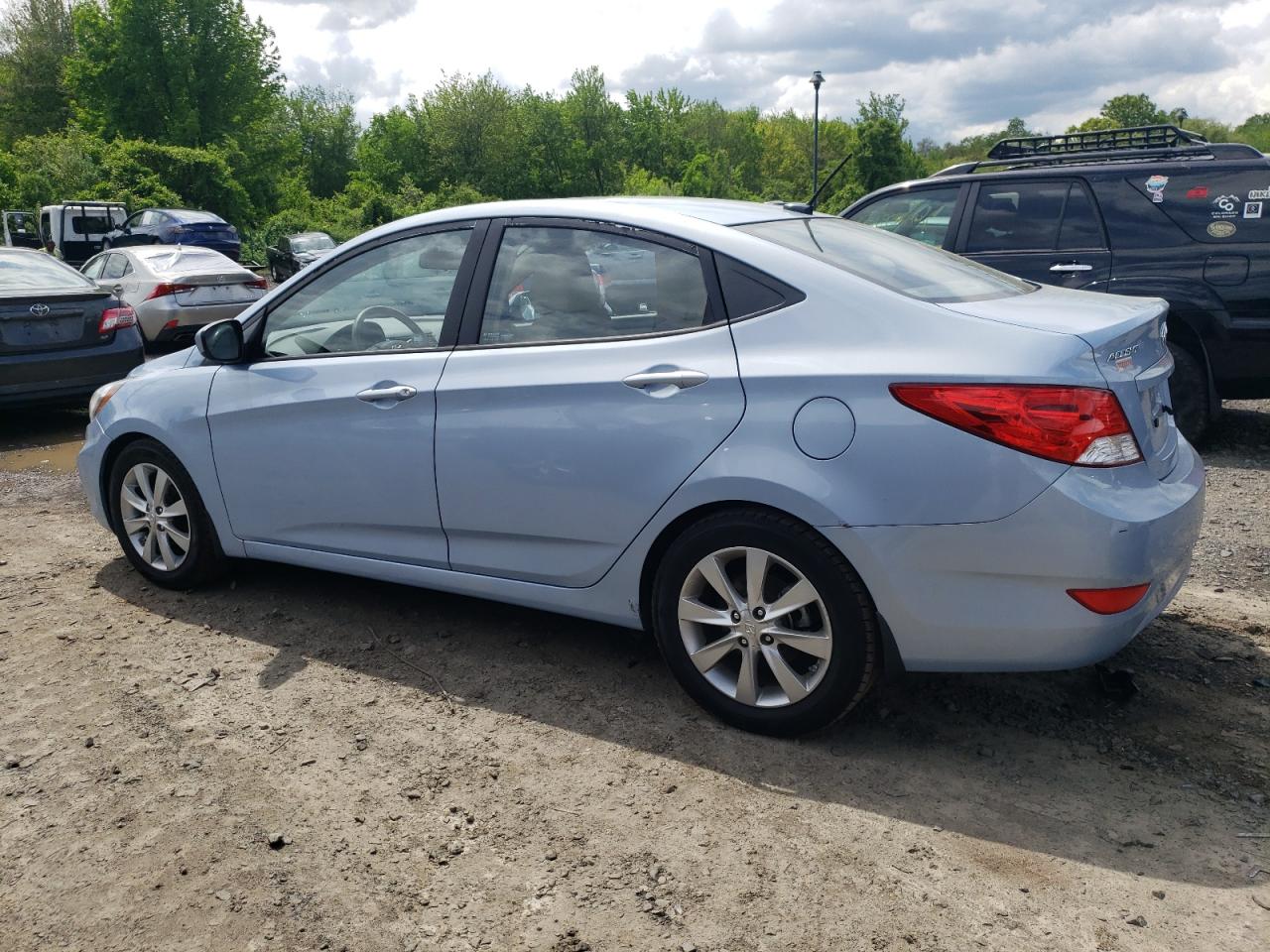 KMHCU4AE5DU488620 2013 Hyundai Accent Gls