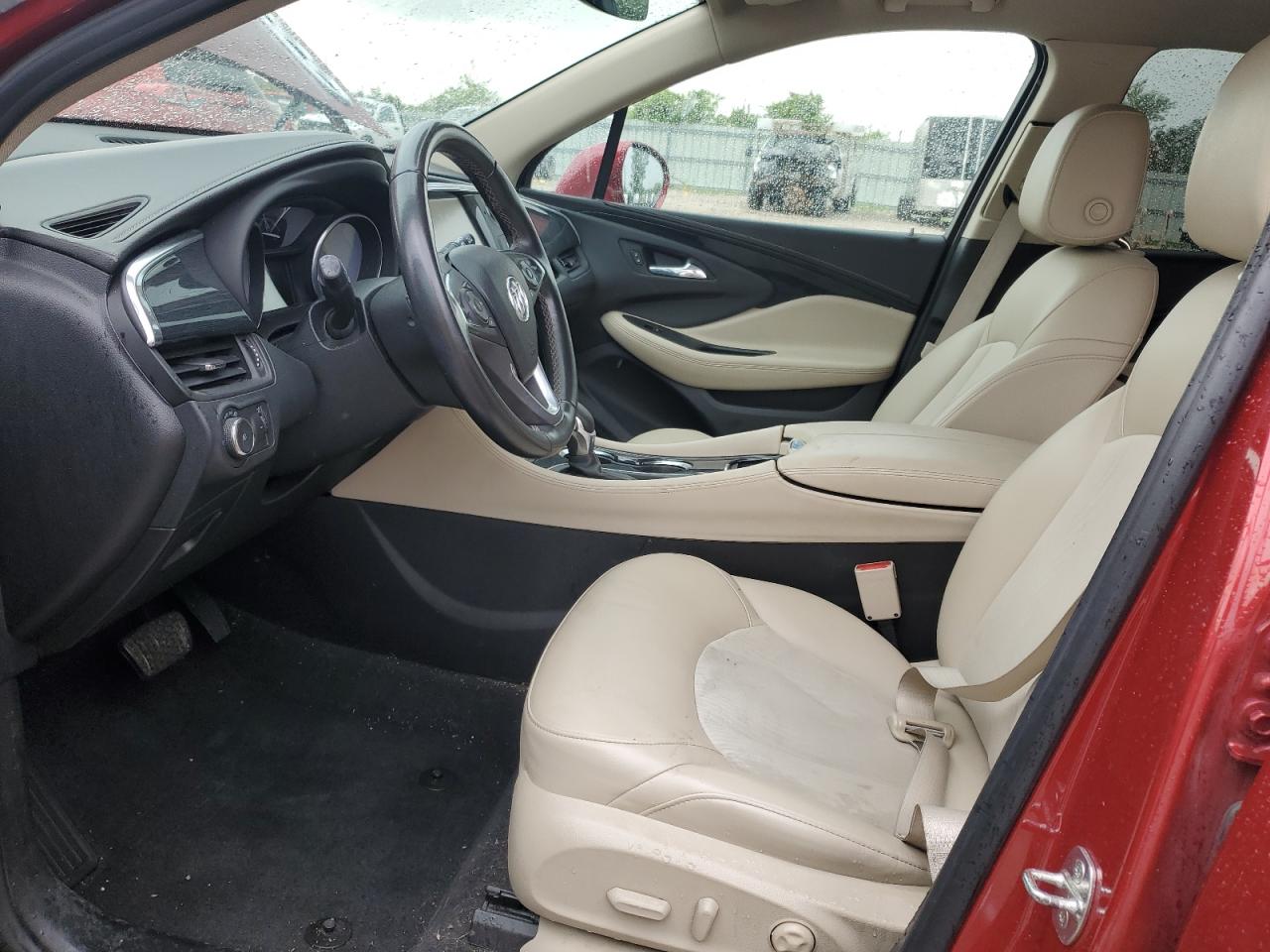 LRBFXBSA1JD007300 2018 Buick Envision Preferred