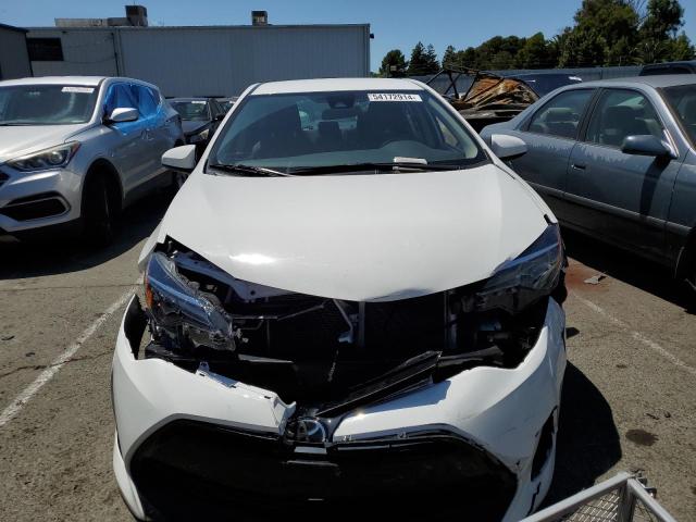 2018 Toyota Corolla L VIN: 5YFBURHE5JP851056 Lot: 54172914