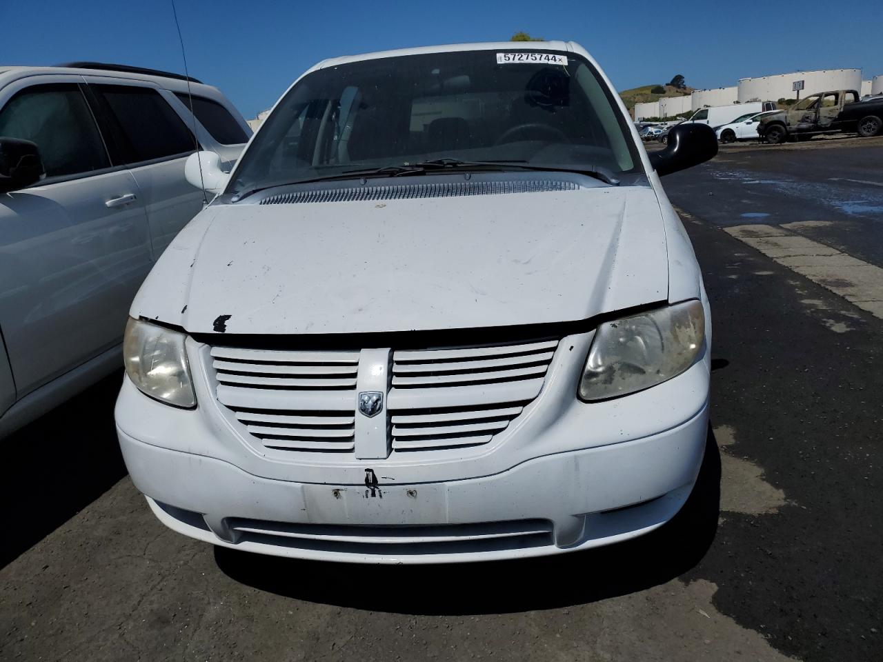 1D4GP25B15B207401 2005 Dodge Caravan Se