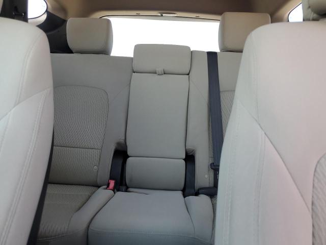 2015 Hyundai Santa Fe - Image 10