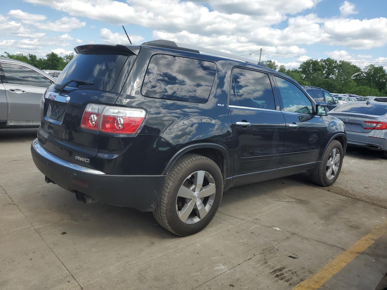 1GKKVSED0BJ325718 2011 GMC Acadia Slt-2