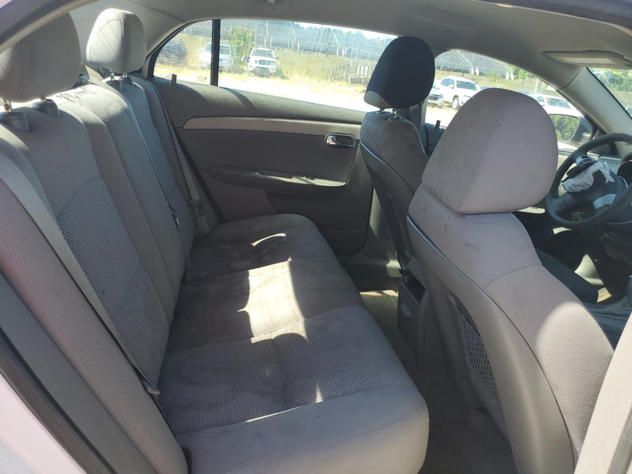 1G1ZA5E00AF237489 2010 Chevrolet Malibu Ls