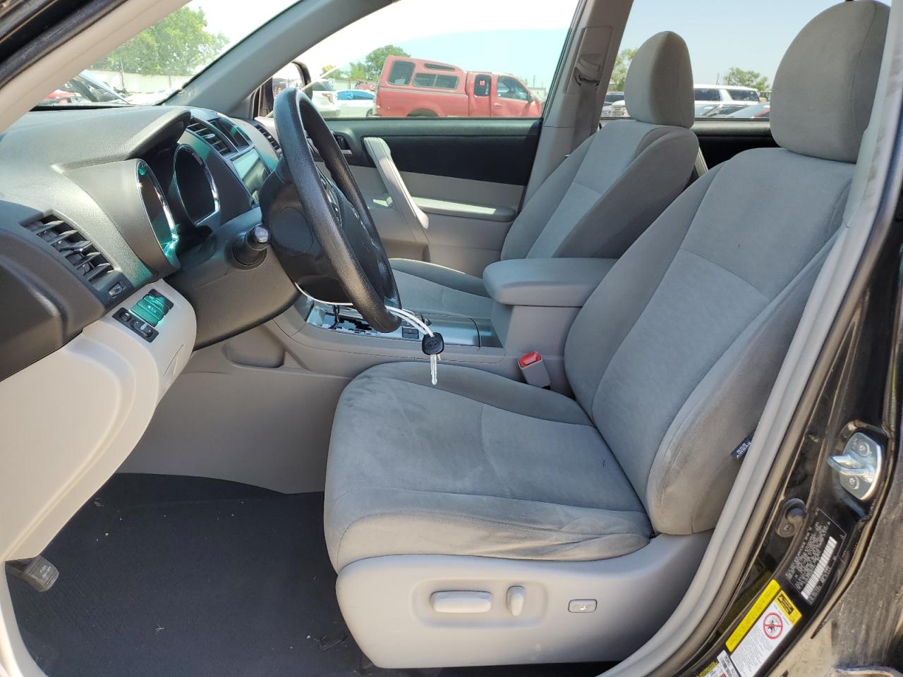 5TDZK3EH2CS072143 2012 Toyota Highlander Base