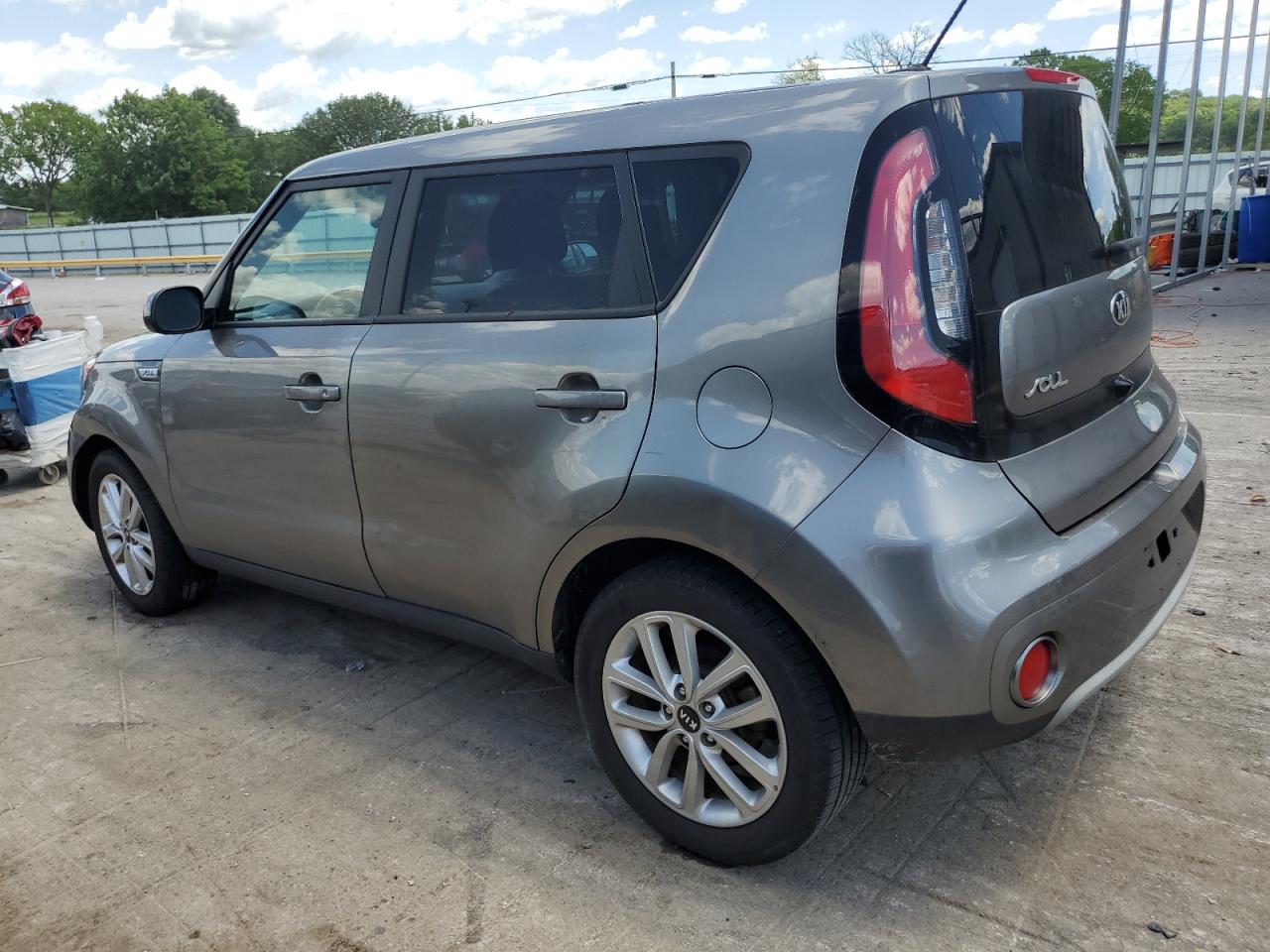 KNDJP3A55K7697946 2019 Kia Soul +