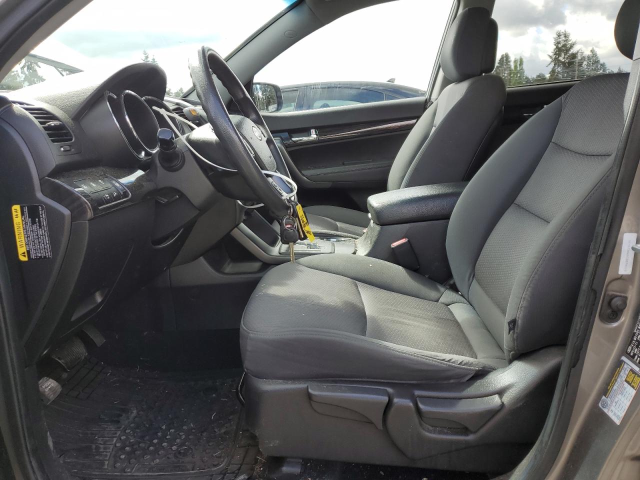 5XYKT3A65CG278010 2012 Kia Sorento Base