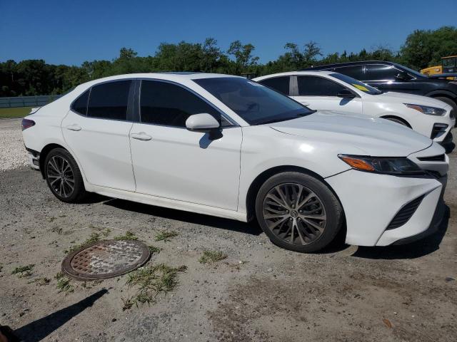 2018 Toyota Camry L VIN: 4T1B11HK0JU059220 Lot: 54949244