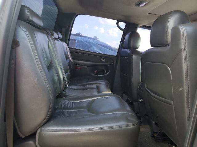 2005 GMC Sierra K2500 Heavy Duty VIN: 1GTHK23U85F840796 Lot: 51748624