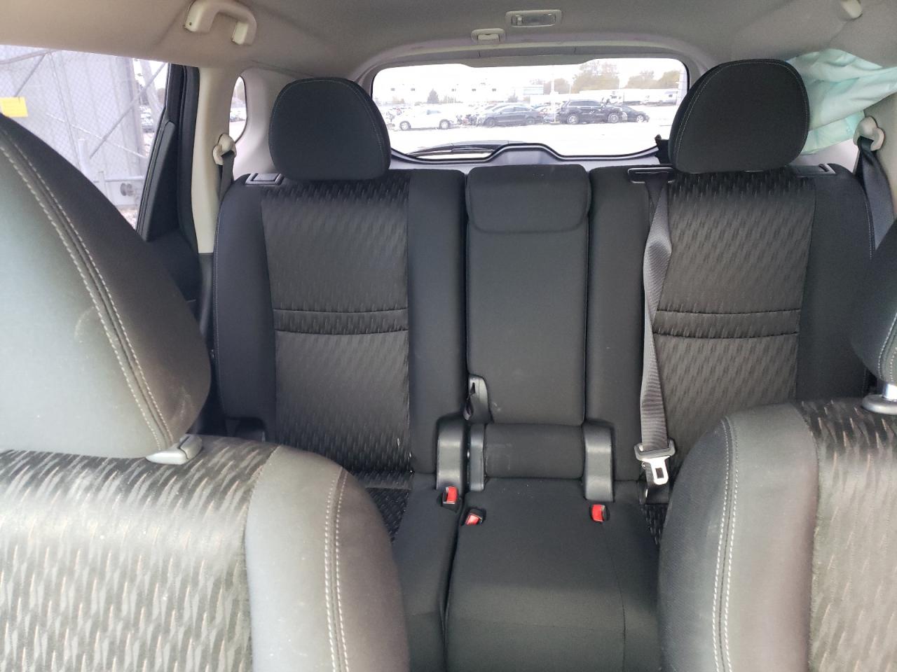 KNMAT2MV6JP527014 2018 Nissan Rogue S