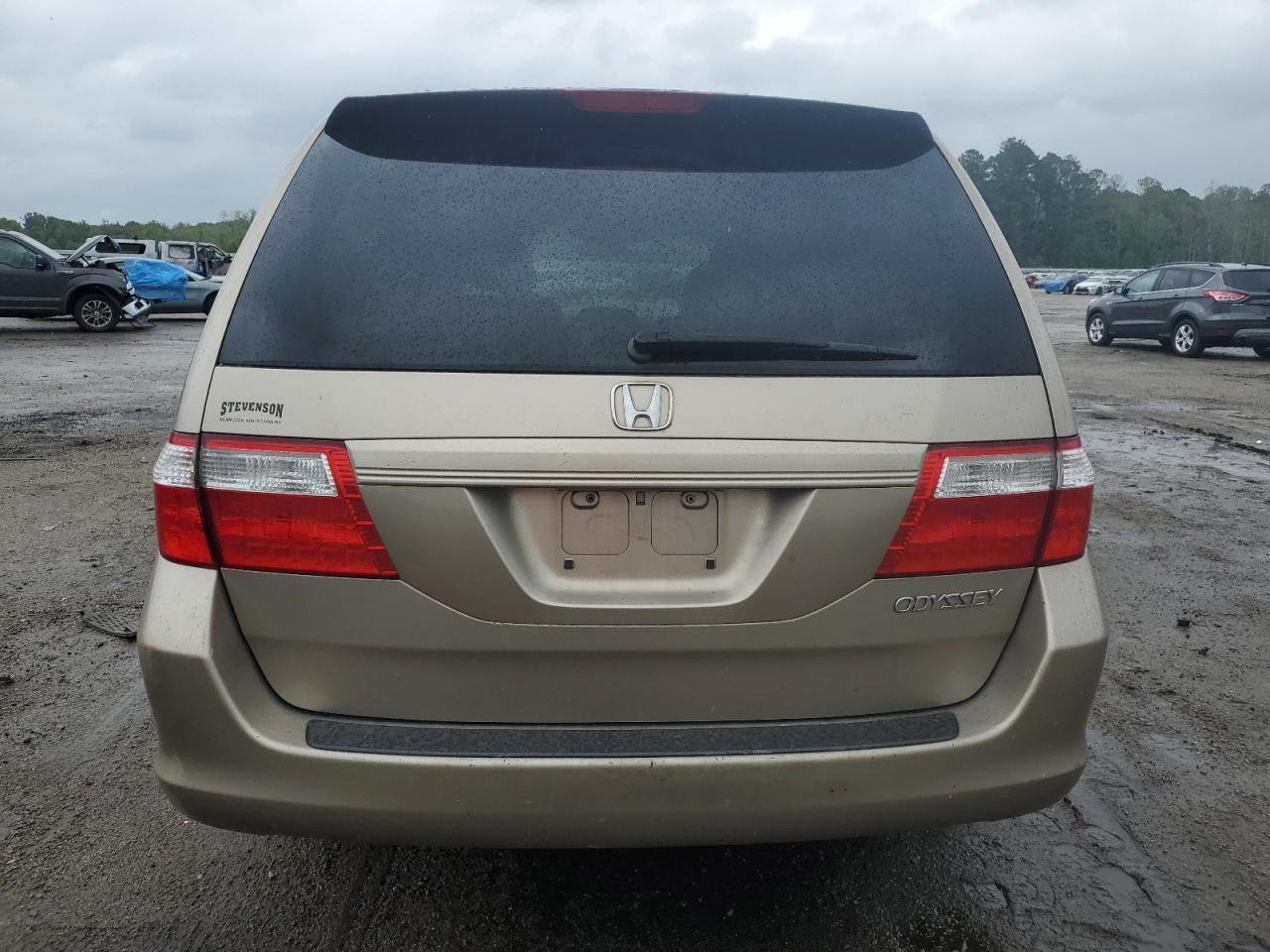 5FNRL38255B127499 2005 Honda Odyssey Lx