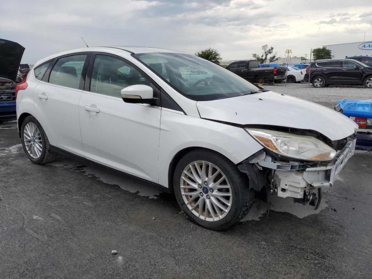 1FAHP3M2XCL154154 2012 Ford Focus Sel