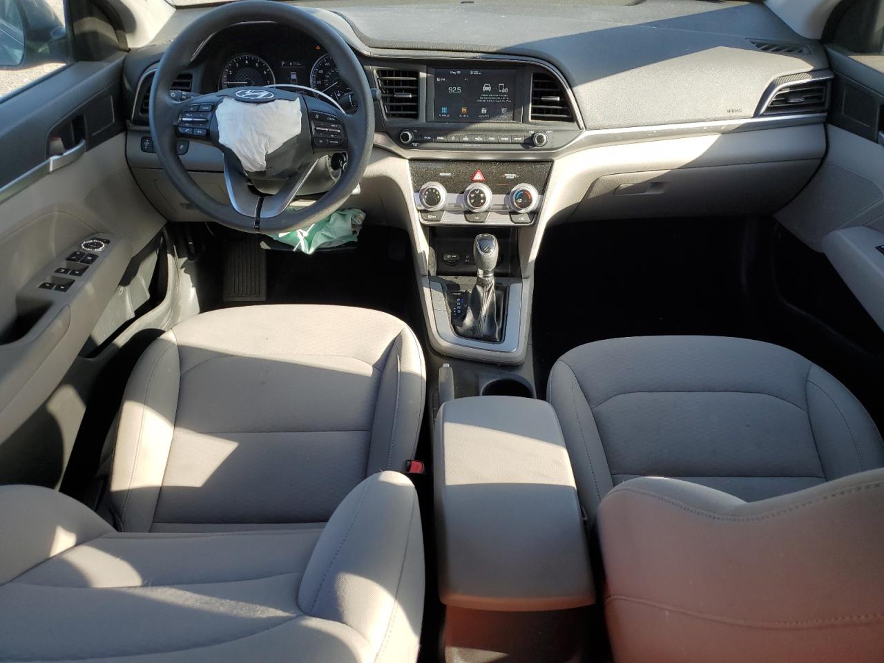 KMHD84LF2KU824848 2019 Hyundai Elantra Sel