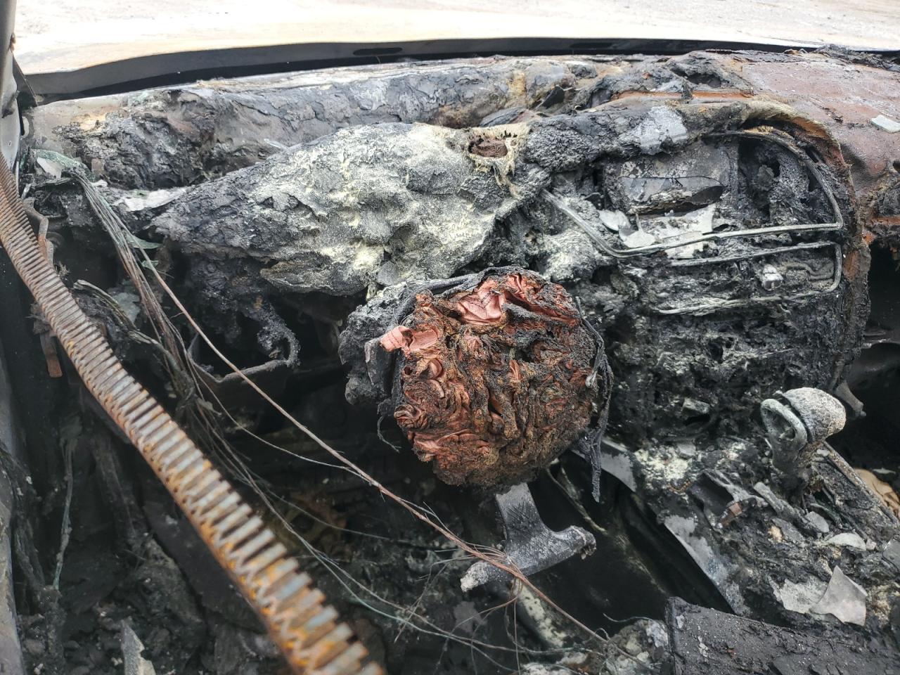 WAUBFAFL5GN016073 2016 Audi A4 Premium S-Line