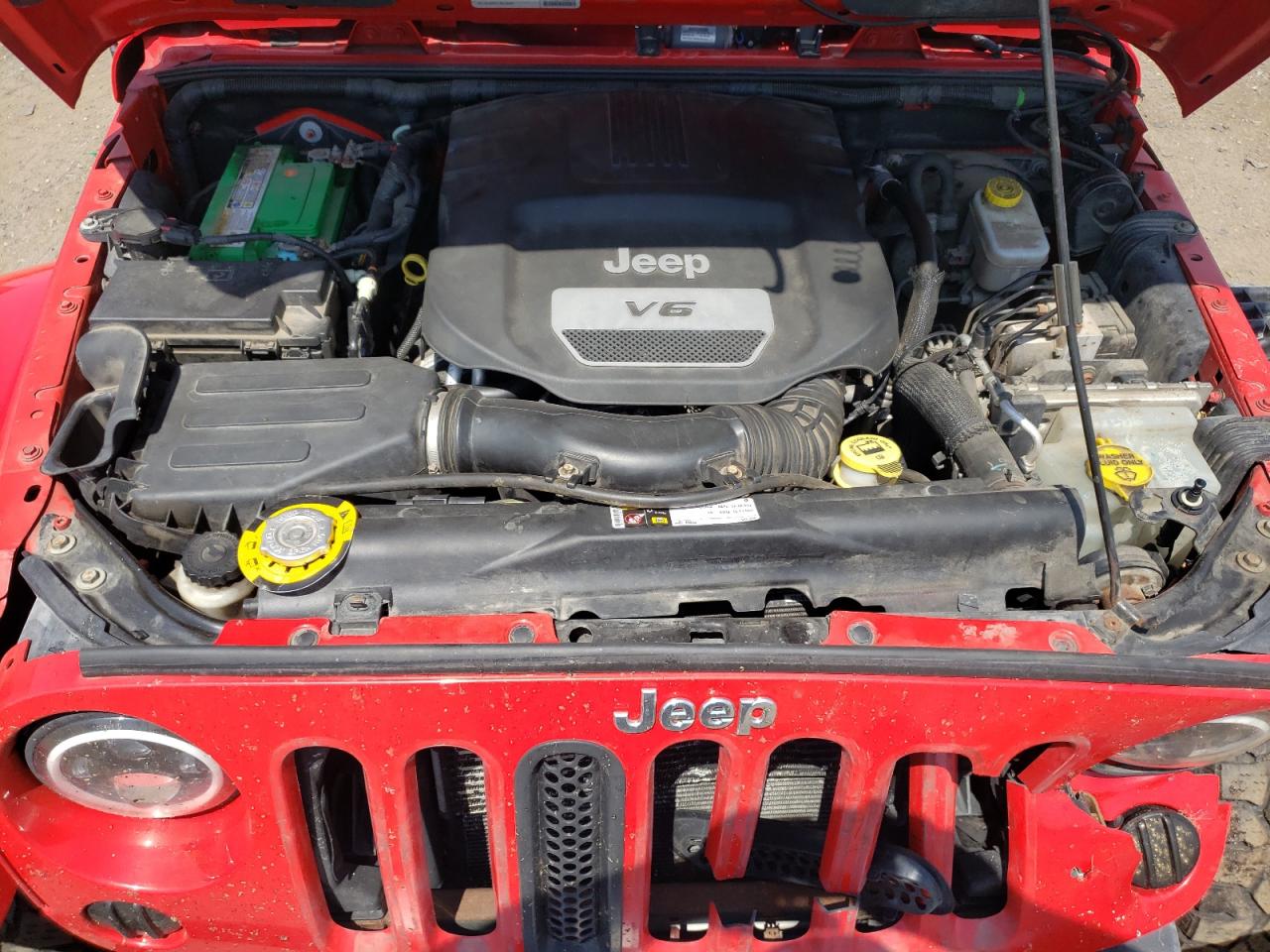 1C4BJWEG9FL558970 2015 Jeep Wrangler Unlimited Sahara