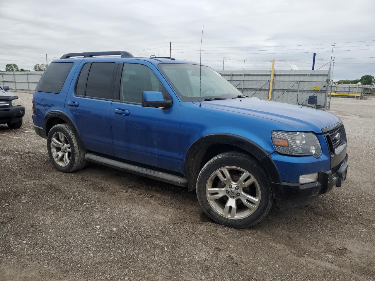 1FMEU8DEXAUA19854 2010 Ford Explorer Xlt