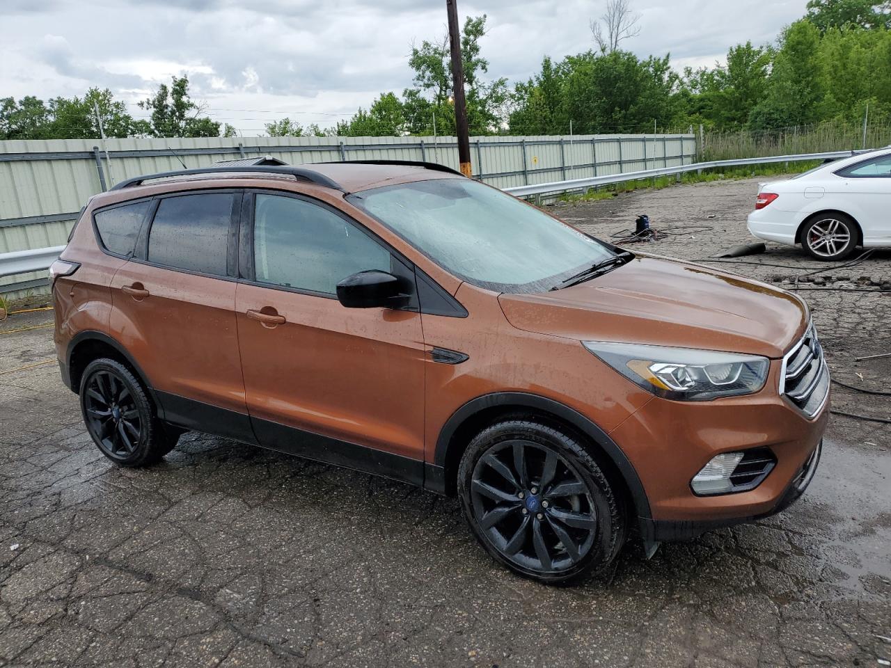 2017 Ford Escape Se vin: 1FMCU0GD0HUC47111