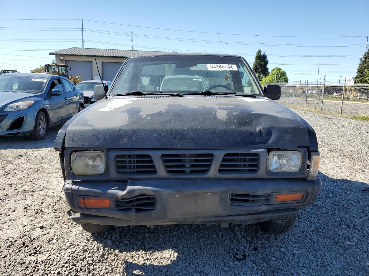 1N6SD11S4RC319445 1994 Nissan Truck Base