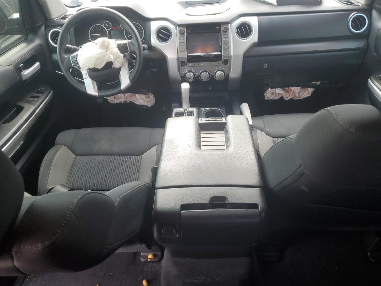 2017 Toyota Tundra Double Cab Sr/Sr5 vin: 5TFRW5F13HX221646