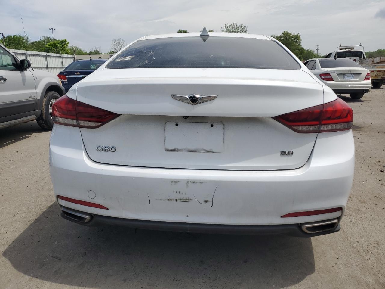 KMHGN4JE8HU195637 2017 Genesis G80 Base