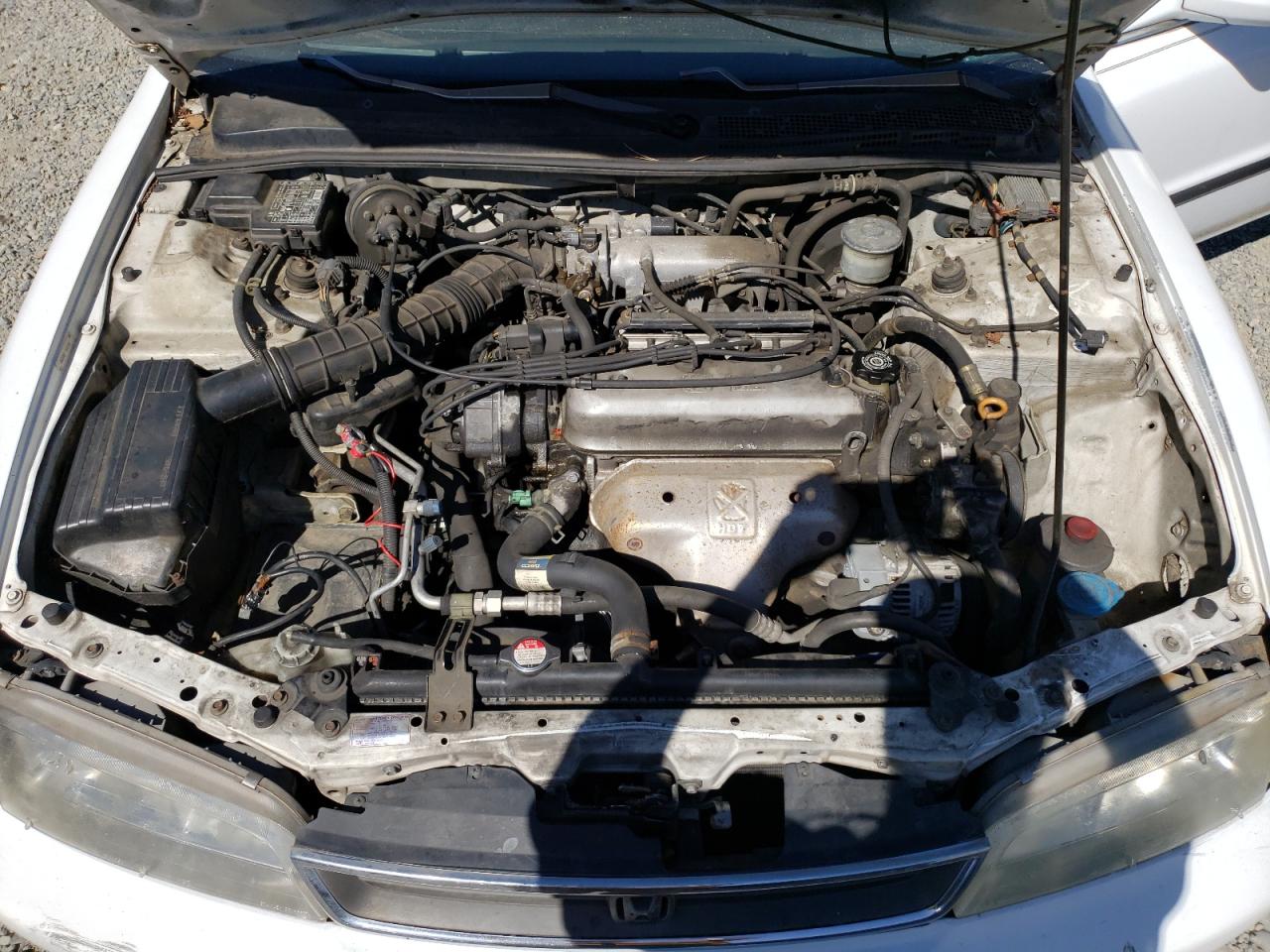 1HGCD5635TA115824 1996 Honda Accord Lx