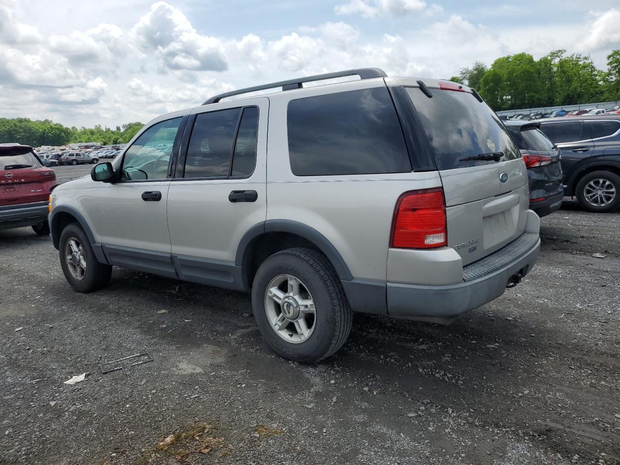 1FMZU73K03ZB54091 2003 Ford Explorer Xlt