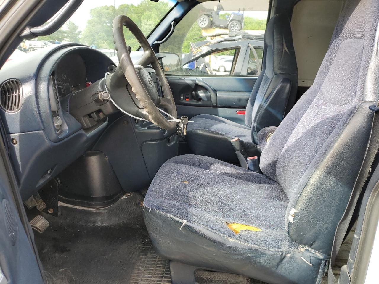 1GCDM19X34B108408 2004 Chevrolet Astro