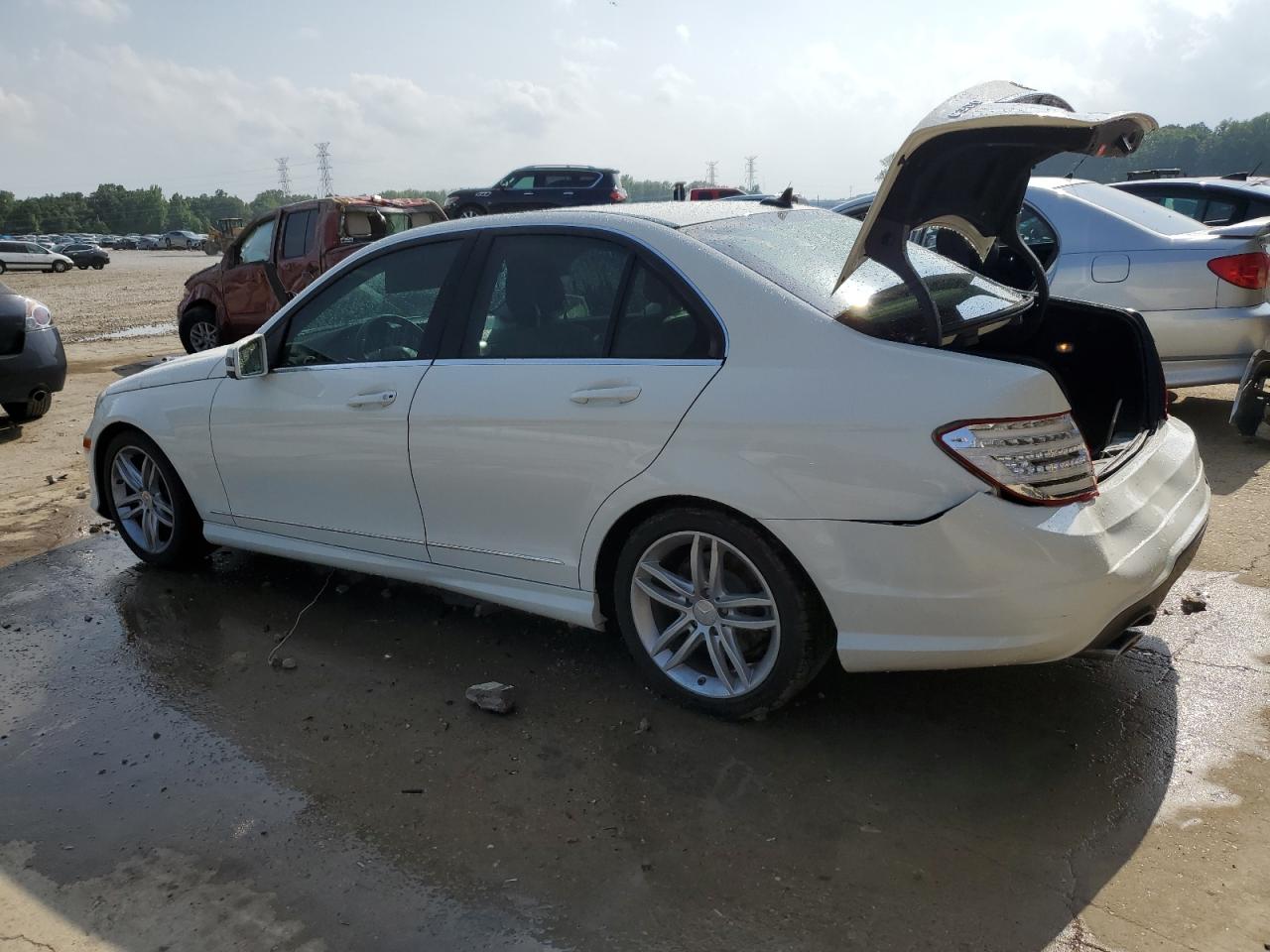 WDDGF8BB6CF911970 2012 Mercedes-Benz C 300 4Matic