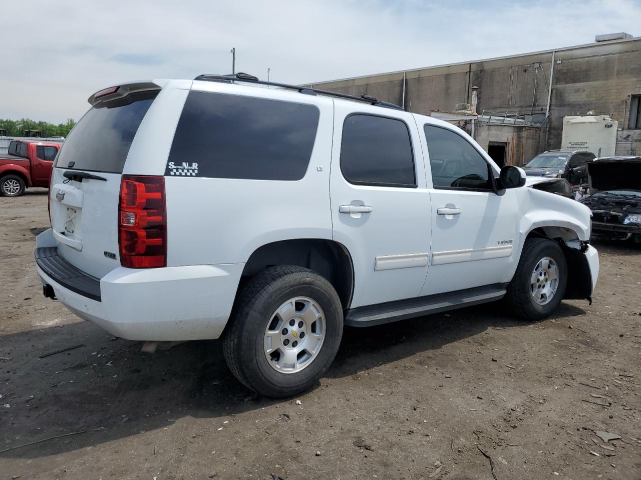 1GNSKBE05BR150313 2011 Chevrolet Tahoe K1500 Lt